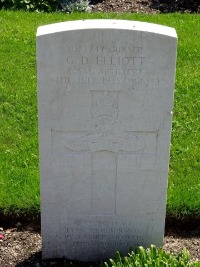 Klagenfurt War Cemetery - Elliott, George Diamond